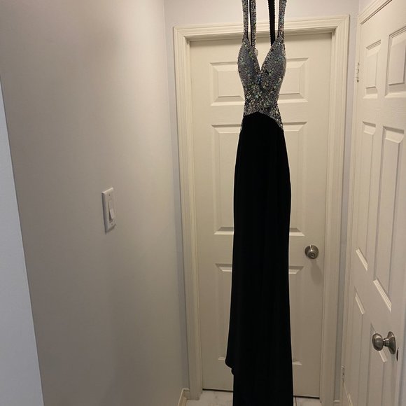 Sexy Sequined Black Prom/Wedding Dress - Picture 4 of 4